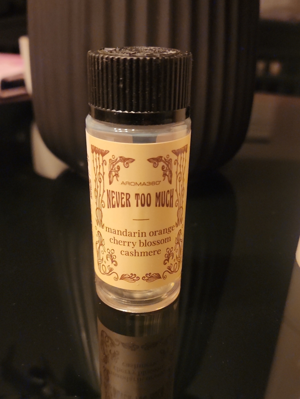 NWOT Aroma 360 Fragrance Oil-- Never Too Much